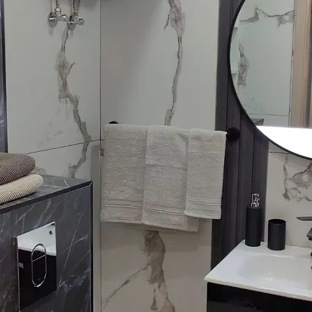 Apartmenthaus Oborishte Apartman